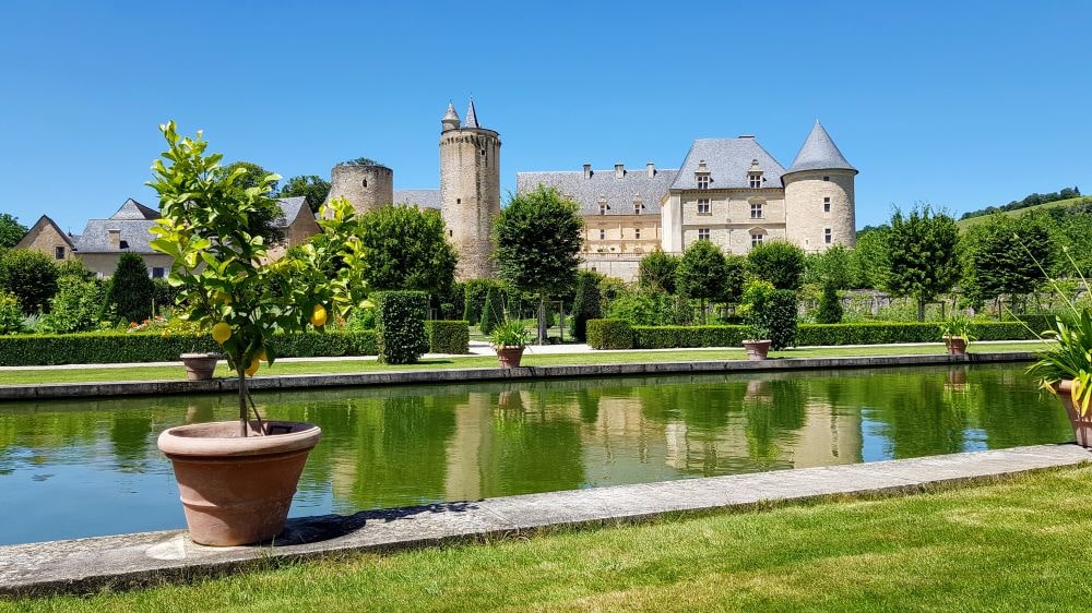 Château de Bournazel - château de la Renaissance dans l'Aveyron