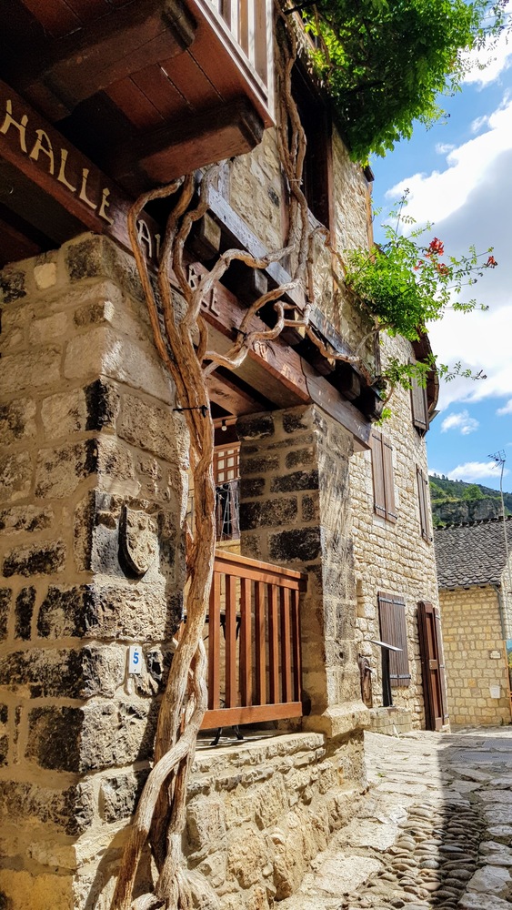 Saint Enimie dans les gorges du Tarn