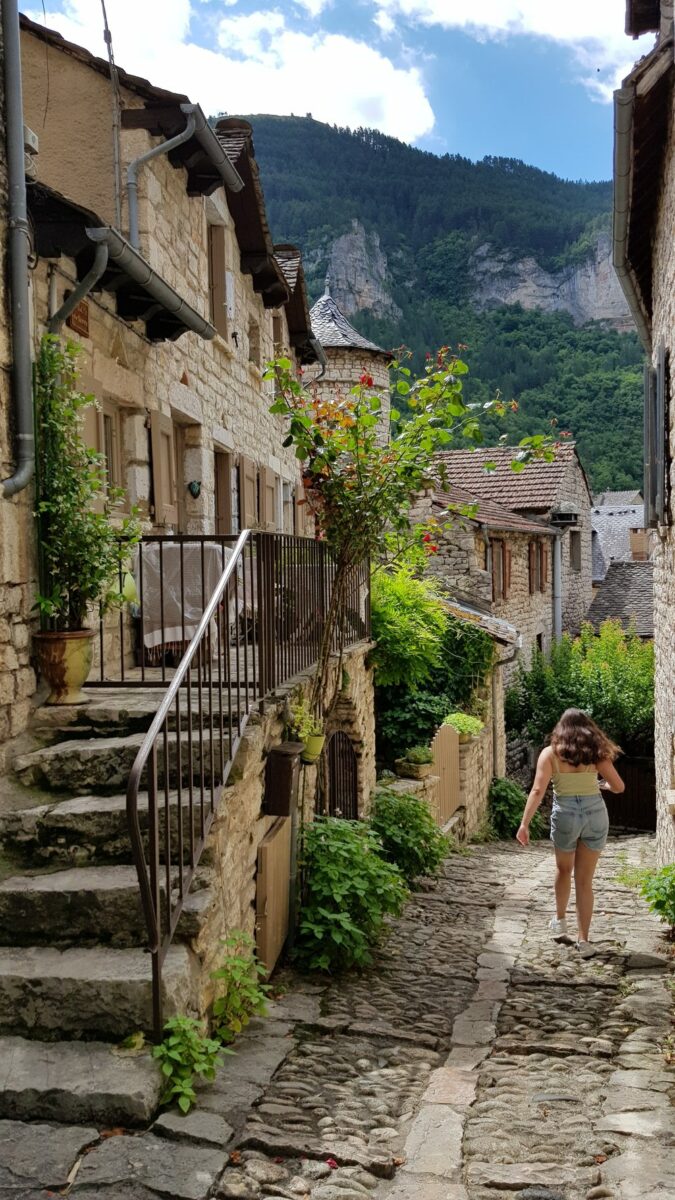 Saint Enimie dans les gorges du Tarn